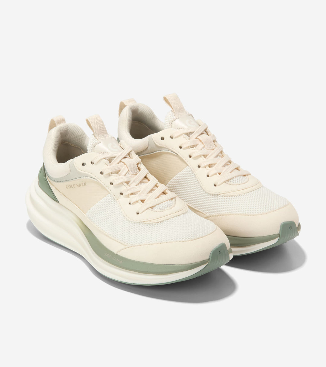 W36119:LILY PAD/IVORY/WHITE
