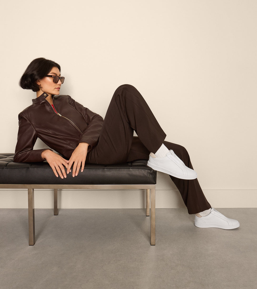 W34137:WHITE LTR/CH LT SESAME SUEDE