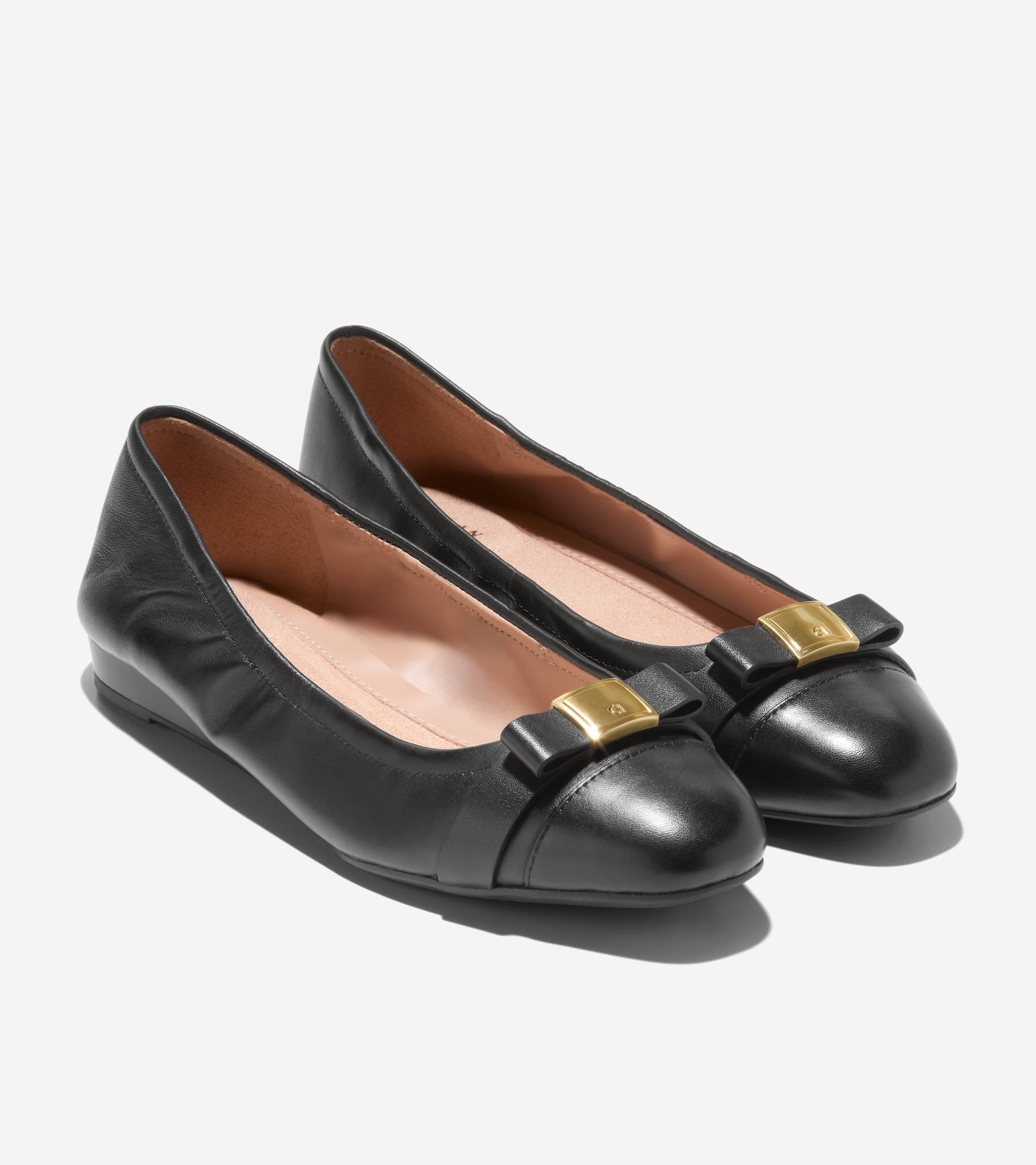 W35776:BLACK LEATHER